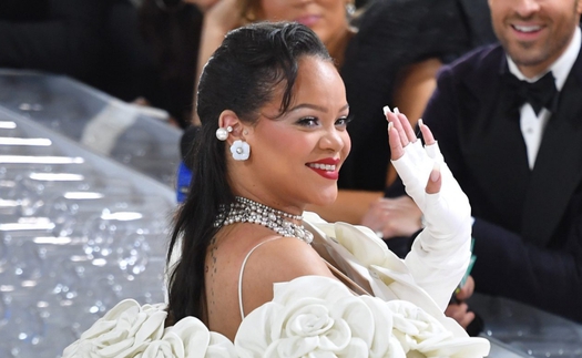 Rihanna đạt kỷ lục lịch sử trên Spotify