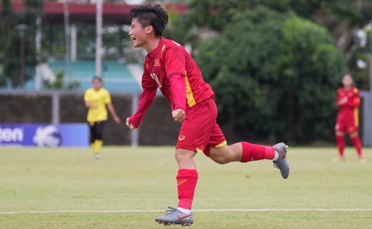 Ngọc Minh Chuyên ghi bàn như 'lấy đồ trong túi', bóng đá nữ Việt Nam xuất hiện tài năng trẻ đầy hứa hẹn sau Thanh Nhã