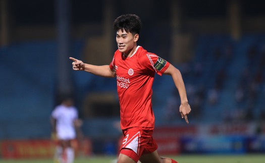 'Người hùng' U23 Việt Nam 'tỉnh giấc'