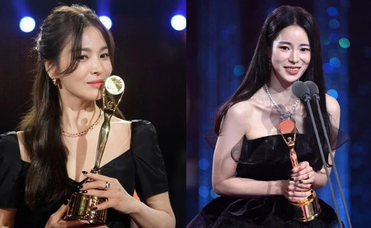 Song Hye Kyo và 'ác nữ' Lim Ji Yeon giành chiến thắng tại giải Blue Dragon với 'The Glory'