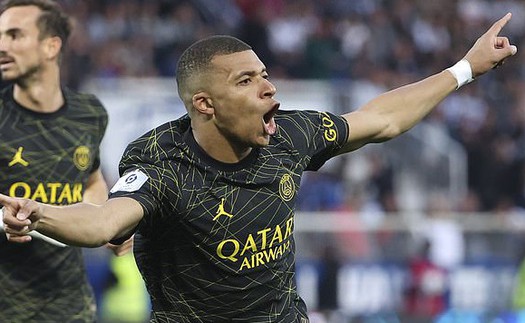 Mbappe từ chối mức lương 700 triệu euro một năm từ Al Hilal, sẵn sàng ngồi dự bị ở PSG cả mùa tới