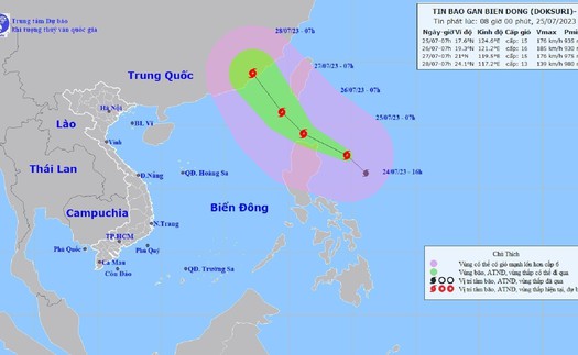 Tin mới bão gần biển Đông: Cơn bão Doksuri mạnh lên, biển động dữ dội