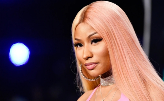 Rapper Nicki Minaj trì hoãn ra album mới