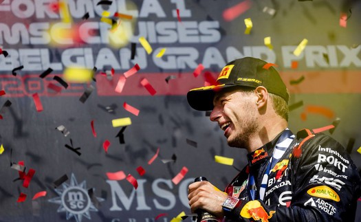 Verstappen thống trị, F1 thiệt nhiều hơn lợi