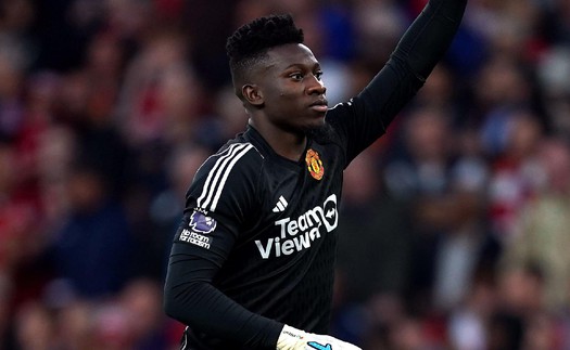 Onana tỏa sáng trước Wolves là vấn đề thực sự với MU