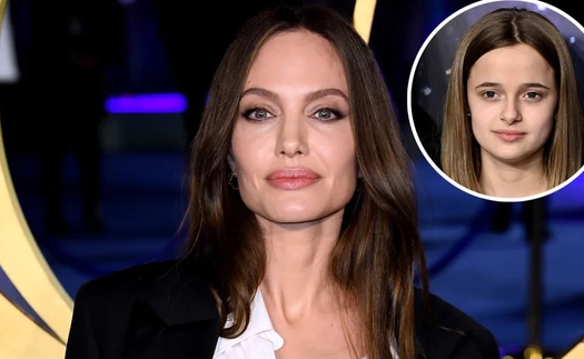 Con gái út Vivienne Jolie-Pitt làm trợ lý vở nhạc kịch Broadway của Angelina Jolie