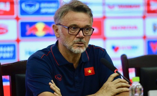 HLV Troussier: ‘Tôi không khép cửa với bất cứ cầu thủ nào’