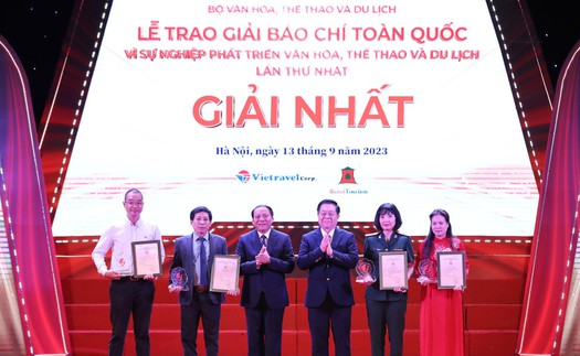 Lễ trao giải Báo chí toàn quốc “Vì sự nghiệp phát triển Văn hóa, Thể thao và Du lịch” lần thứ Nhất