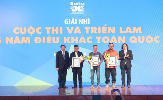 Trao giải thưởng Cuộc thi và triển lãm 5 năm Điêu khắc toàn quốc