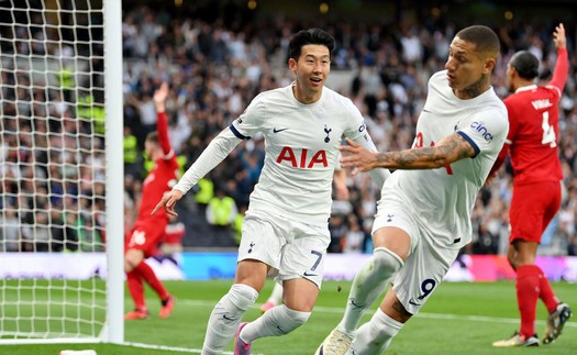 Dính tới 2 thẻ đỏ, Liverpool thua đau Tottenham đúng phút bù giờ cuối cùng