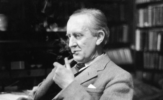 50 năm ngày mất J.R.R. Tolkien: Tôn vinh lòng dũng cảm trung cổ