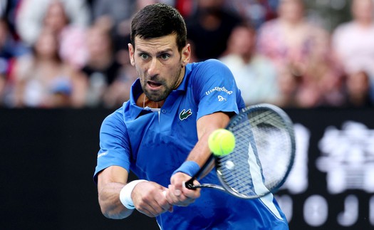 Kết quả Australian Open ngày 1: Hạt giống số 1 Djokovic vất vả đi tiếp cùng Sinner