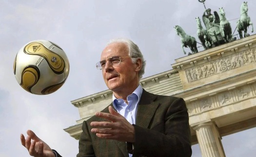 Beckenbauer thay đổi bóng đá thế giới thế nào?