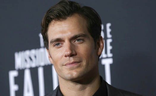 Ngôi sao Henry Cavill tham gia dàn diễn viên "Voltron" live-action