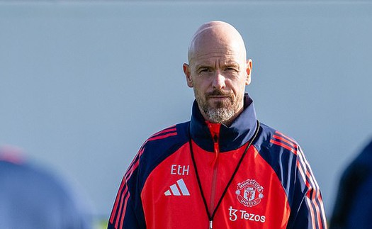 Erik ten Hag bất ngờ phá vỡ sự im lặng khi 'trải lòng' về việc Sir Alex Ferguson bị MU sa thải