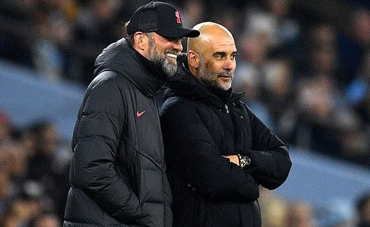 Pep Guardiola lại 'đá xoáy' Klopp, khẳng định thà bỏ bóng đá chứ không làm giám đốc, nêu lên điều đáng lo ngại ở Premier League