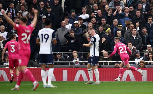 Son Heung Min im tiếng, Tottenham thua sốc tân binh Ngoại hạng Anh trên sân nhà