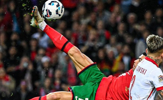 Siêu phẩm của Ronaldo được bình chọn là đẹp nhất lượt trận Nations League