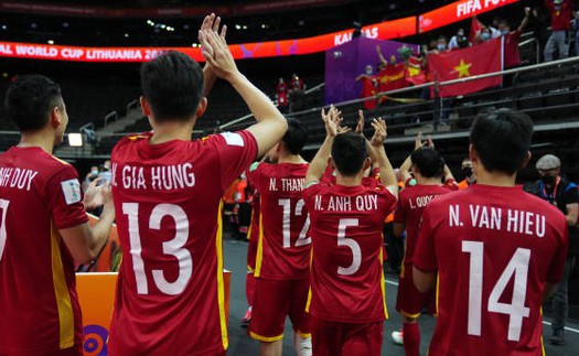 Ghi bàn vào lưới đội bóng châu Âu, ĐT Việt Nam xuất sắc đoạt vé đi tiếp ở World Cup và được truyền thông quốc tế ca ngợi