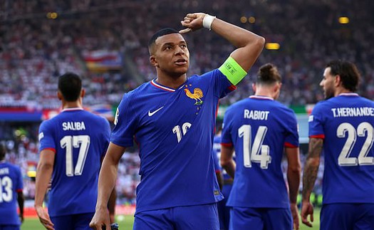 Toàn cảnh vụ Mbappe bị 'hắt hủi' ở ĐT Pháp: Cuộc gọi cuối cùng từ Deschamp, Mbappe bất lực