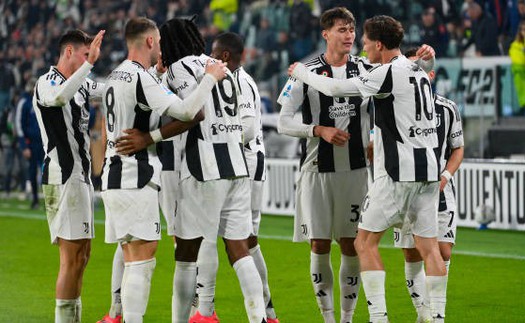 Juventus thắng derby thành phố, AC Milan mất điểm ở vòng 12 Serie A