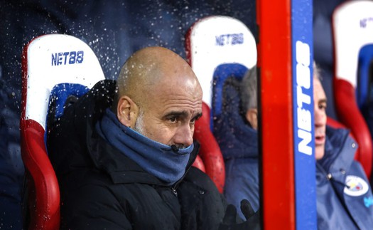 Cabin BLV: Guardiola chưa buông súng, nhưng Man City gặp khó