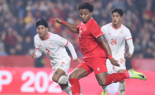 Bán kết ASEAN Cup: Đội tuyển Việt Nam tìm lợi thế ở Singapore