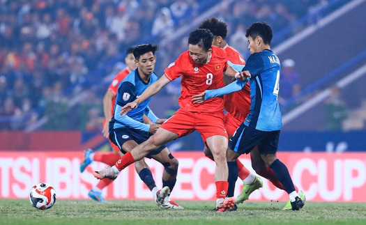 VAR tạo bước ngoặt, đội tuyển Việt Nam hiên ngang vào chung kết ASEAN Cup
