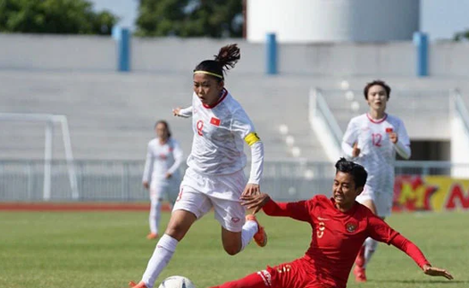 Huỳnh Như lập hat-trick giúp ĐT Việt Nam thắng Indonesia 7-0 ở giải đấu lớn, HLV đội bạn thừa nhận sự thật