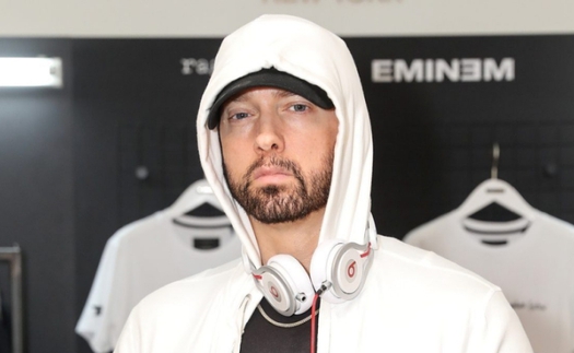 Eminem làm phim tài liệu về fan cuồng