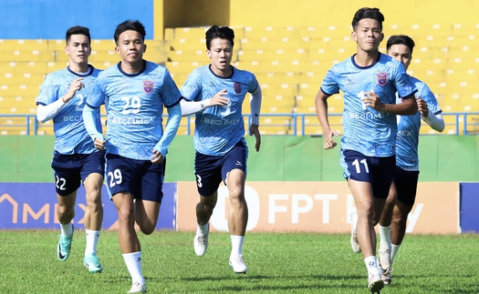 Dàn sao nhọc nhằn ngày V-League trở lại 