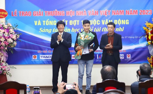 Hội Nhà văn trao Giải thưởng Văn học năm 2023