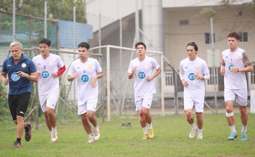 Nam Định tái hiện 'dải ngân hà' như CAHN, sẵn sàng vô địch V-League