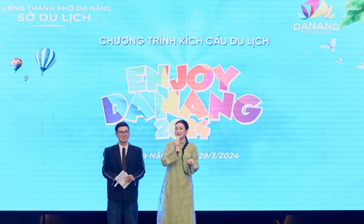 Hoa hậu Ban Mai tiếp tục quảng bá cho du lịch Đà Nẵng