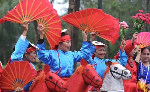 Ngày Văn hóa các dân tộc Việt Nam 19/4: Làm cho văn hóa 'thấm đẫm' vào các thế hệ người Việt