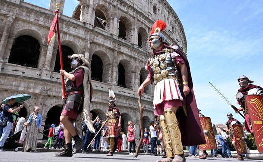 Italy: Tưng bừng lễ hội mừng 'sinh nhật' thành phố Rome 2.777 tuổi