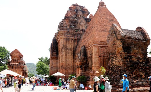 Du lịch Nha Trang hòa quyện với đời sống văn hóa