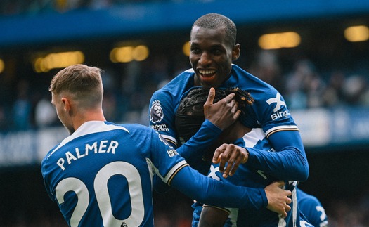 Jackson tỏa sáng, Chelsea thắng kiểu 'bàn tay nhỏ' để vượt mặt MU ở Ngoại hạng Anh