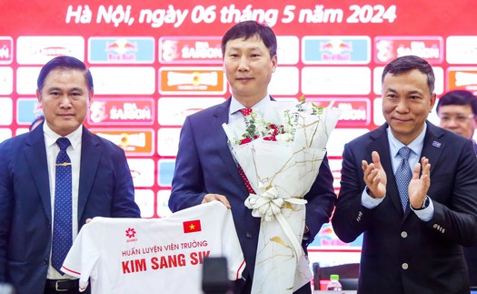 Đội hình mạnh nhất của ĐT Việt Nam dưới thời HLV Kim Sang Sik: Có cả sao Việt Kiều được Đức lôi kéo