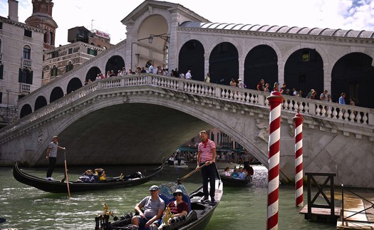 Du lịch tại Italy bùng nổ trong năm 2023