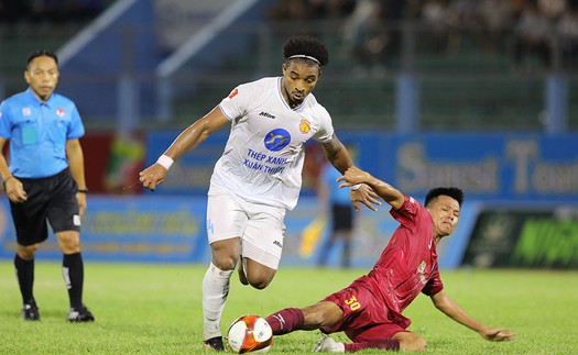 Bảng xếp hạng V-League vòng 24 hôm nay: Bình Định phả hơi nóng vào Nam Định