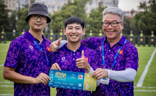 Cung thủ Lê Quốc Phong giành suất dự Olympic 2024: Cột mốc mới của nhà vô địch quốc gia