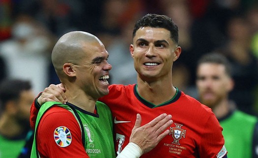 Tin nóng EURO 2/7: Ronaldo xác nhận kỳ EURO cuối cùng trong sự nghiệp, ĐT Pháp thiệt quân