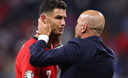 Bồ Đào Nha cần loại Ronaldo nếu muốn vô địch EURO 2024