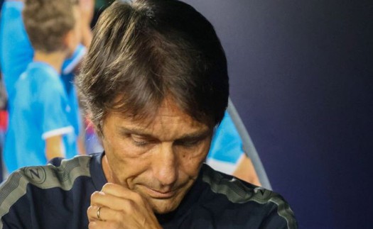 Góc Anh Ngọc: Giải cứu thuyền trưởng Antonio Conte