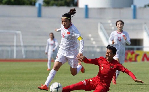 Huỳnh Như lập hat-trick giúp ĐT nữ Việt Nam thắng Indonesia 7-0 ở giải đấu lớn, HLV đội bạn ‘thua tâm phục khẩu phục’