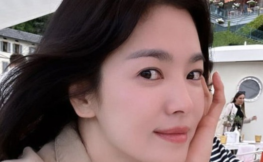 Song Hye Kyo chia sẻ cuộc sống thường ngày thư thái