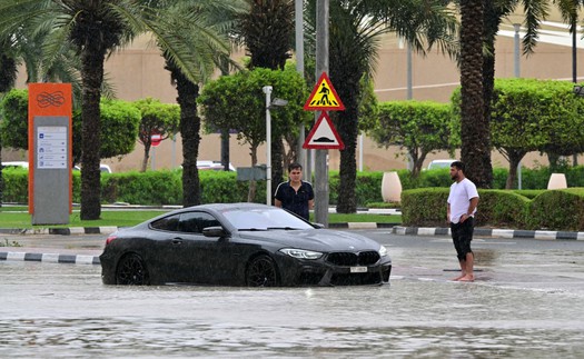 Chống biến đổi khí hậu là vấn đề cấp bách toàn cầu