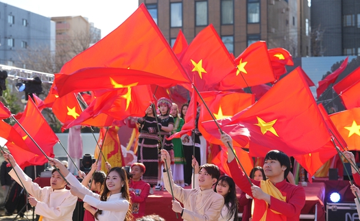 Đạo diễn Huy Lio: "Người Việt xa xứ luôn có ý thức giữ gìn văn hóa Việt"