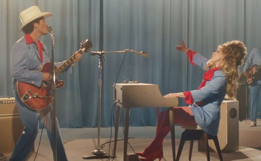 Ca khúc "gắn kết tất cả mọi người" của Lady Gaga và Bruno Mars